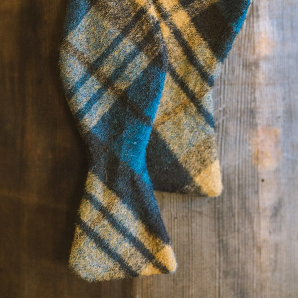 Mens Plade Wool Bowtie